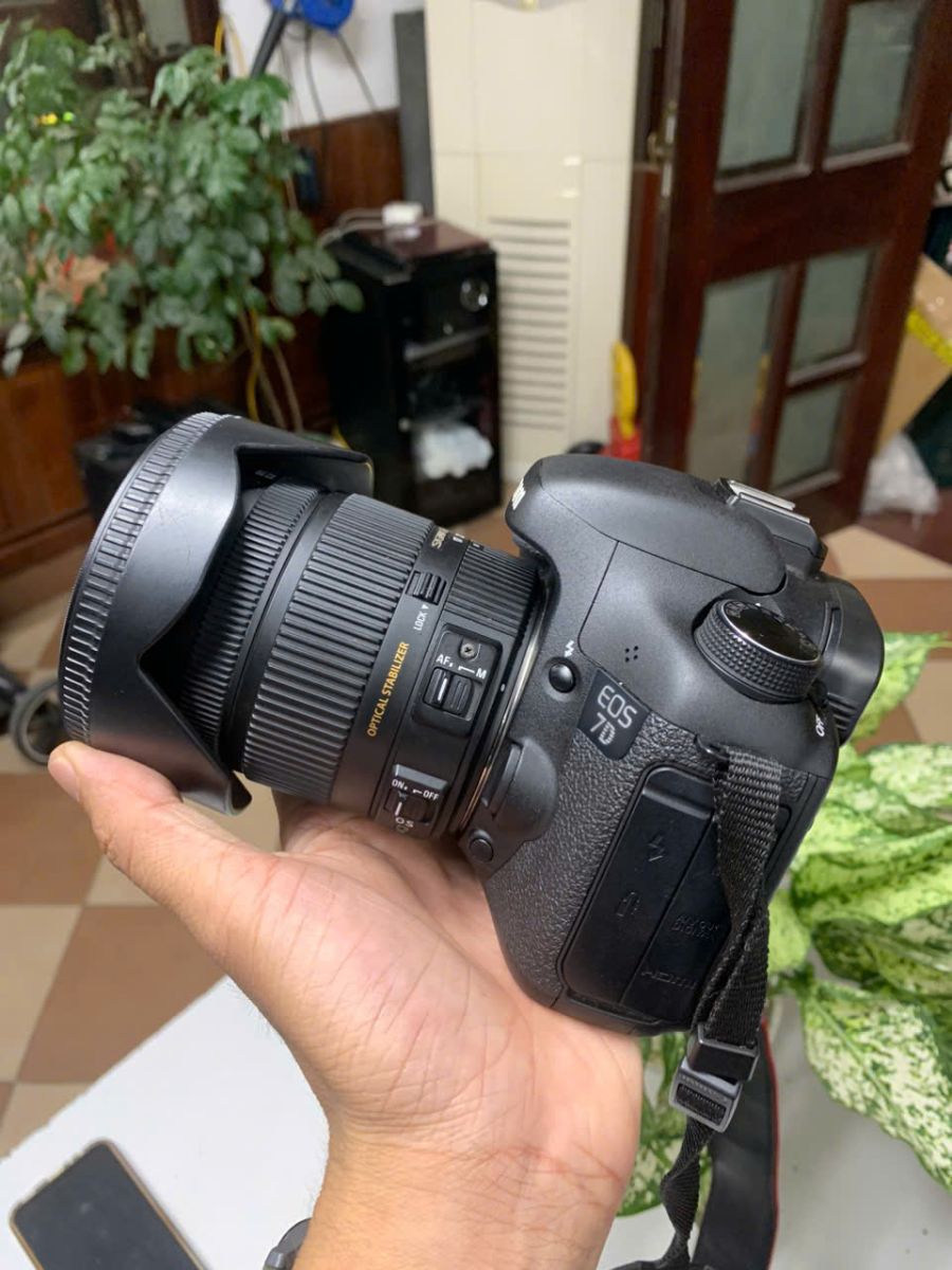 Thu mua máy ảnh Canon cũ tại Hà Nội